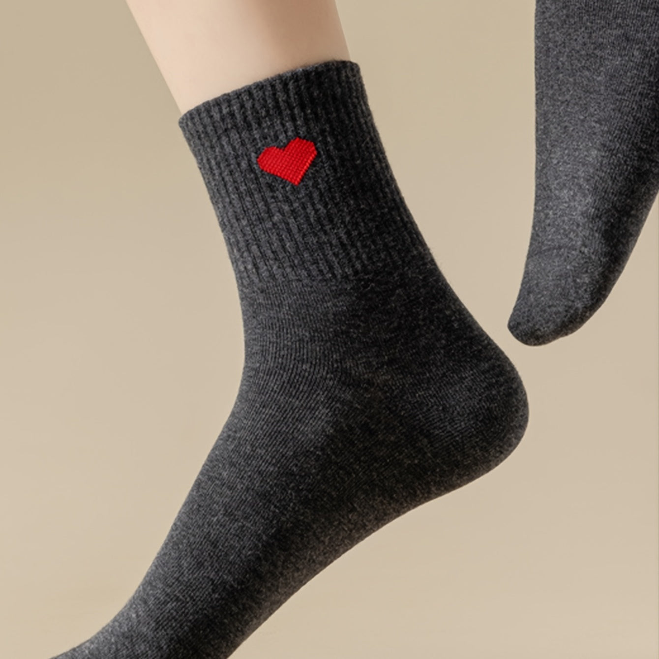 5pairs Heart Embroidery Mid Tube Socks Women's Stockings Pack