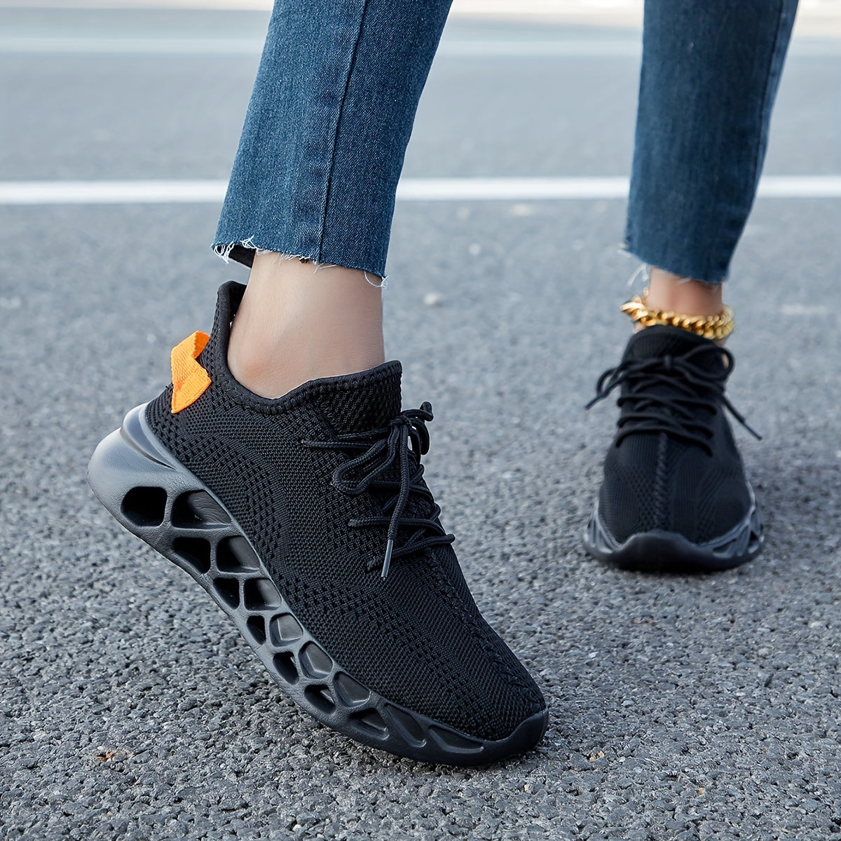 Women's Lightweight Breathable Sneakers Low Lace-up Casual Outdoor Sports Shoes
