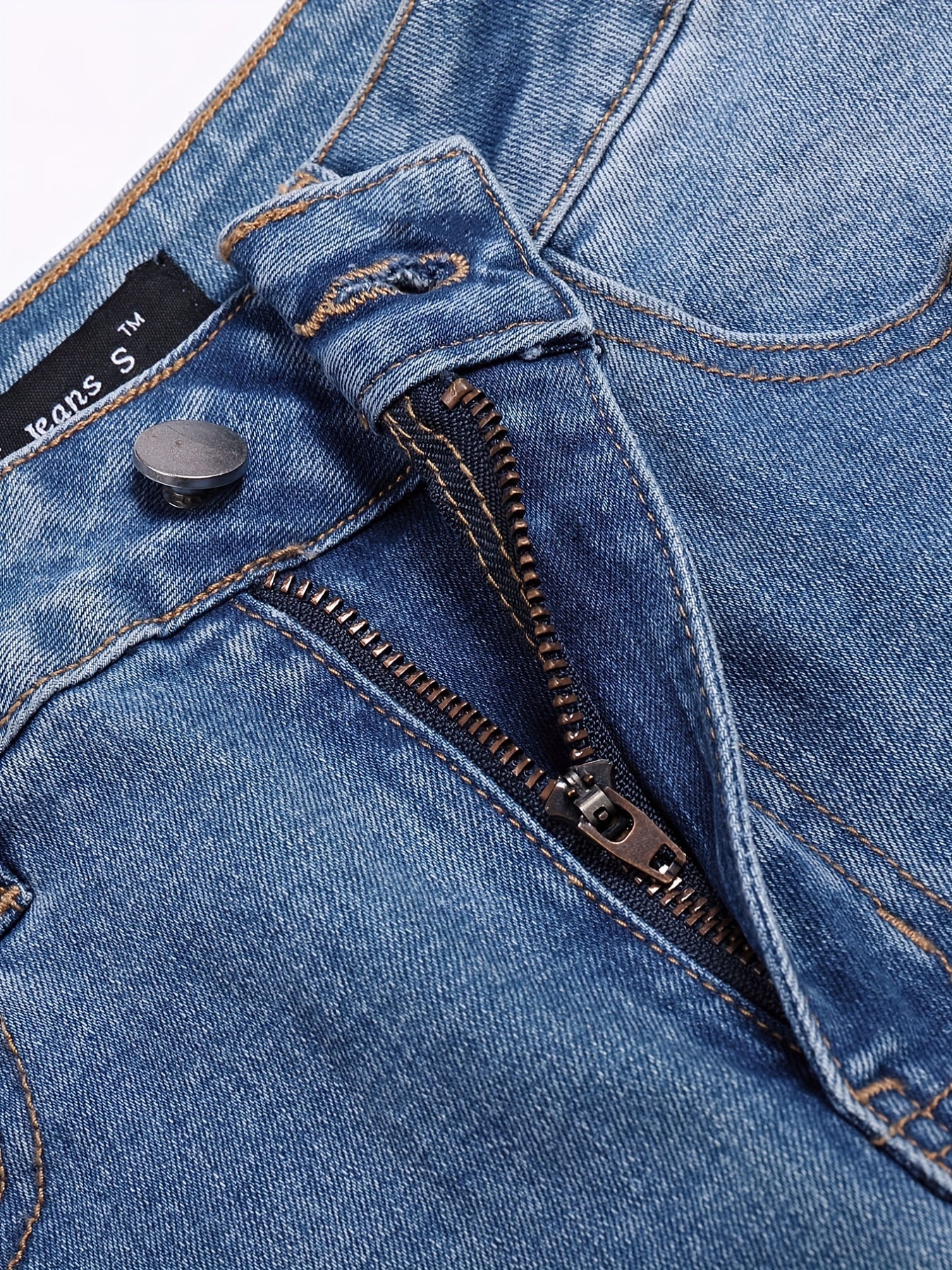 Women's Plus Washed Ripped Button Fly Skinny Jeans