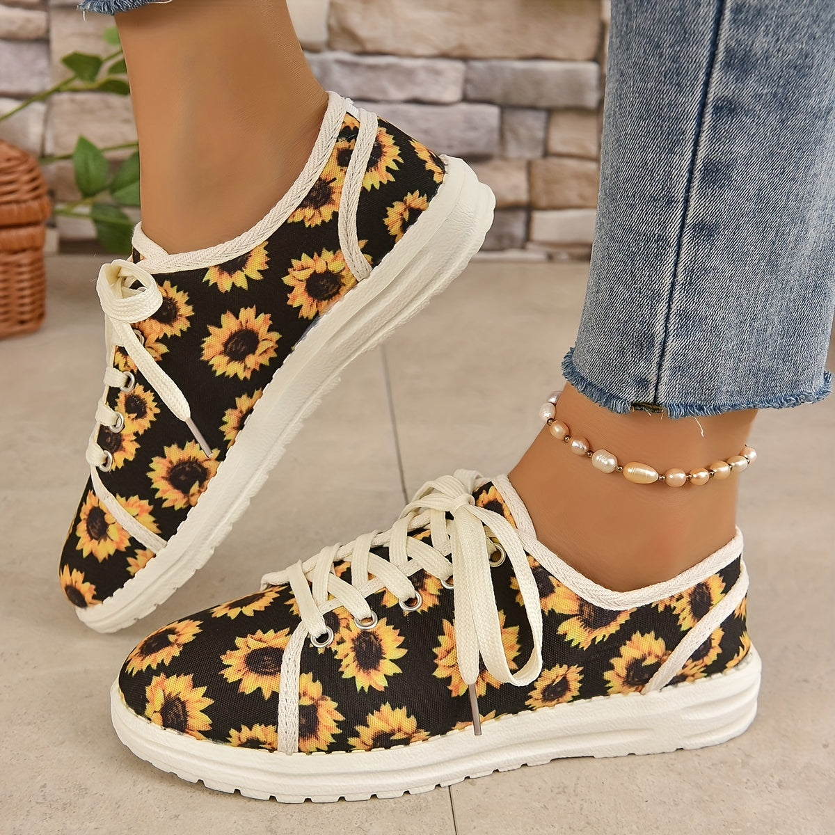 Women's Sunflower Print Sneakers Lace Up Casual Canvas Shoes