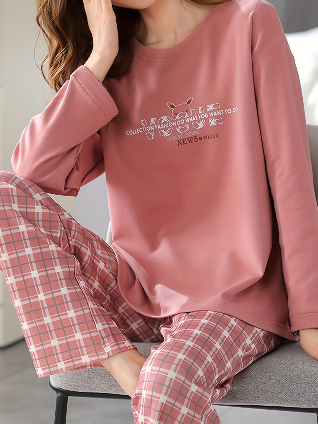Letter Print Pajama Set Crew Neck Top & Plaid Pants Sleepwear