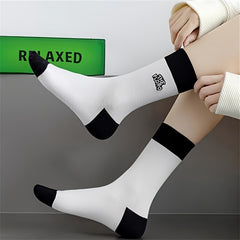 Letter & Bear Print Mid Tube Socks Women's Stockings