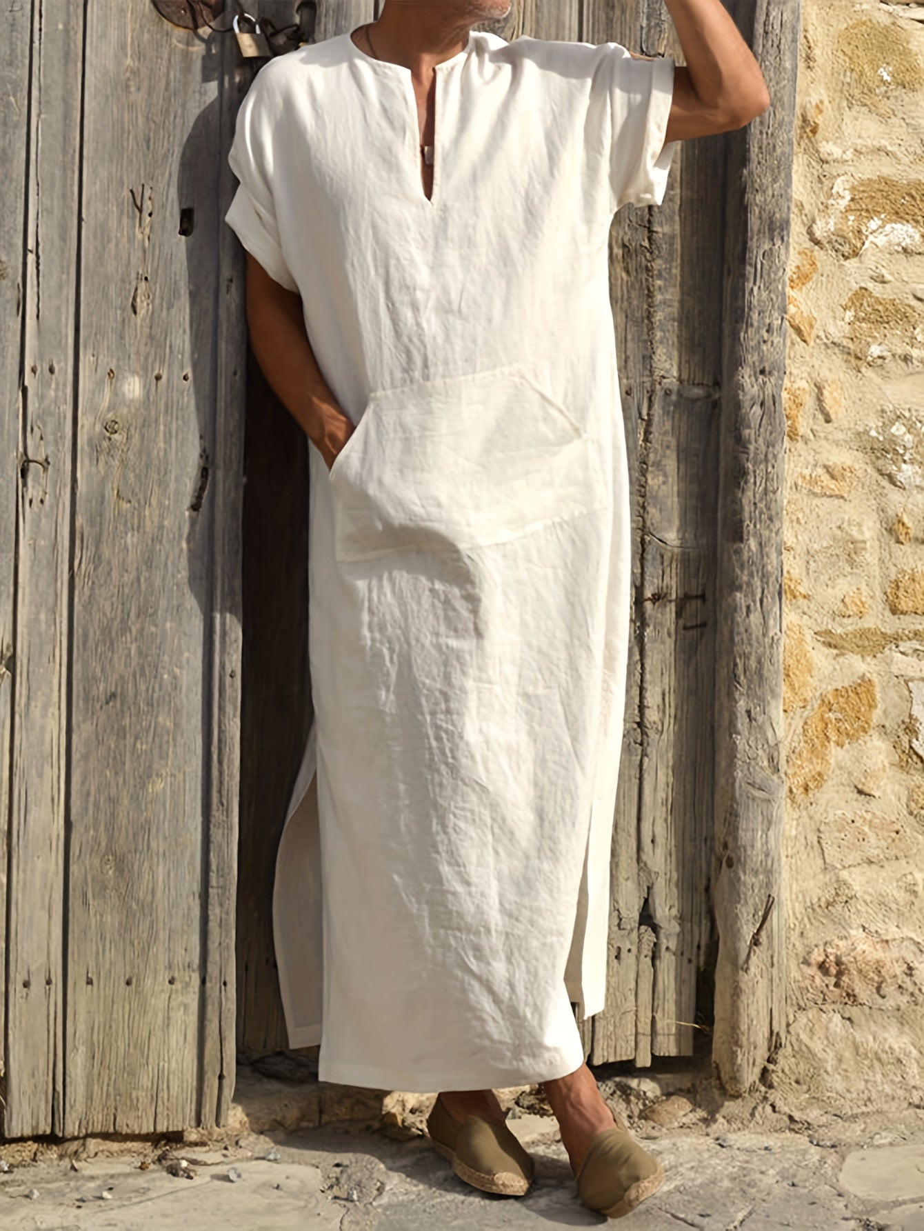 Vintage Islamic Arabic Kaftan For Men Long Sleeve V Neck Muslim Clothes