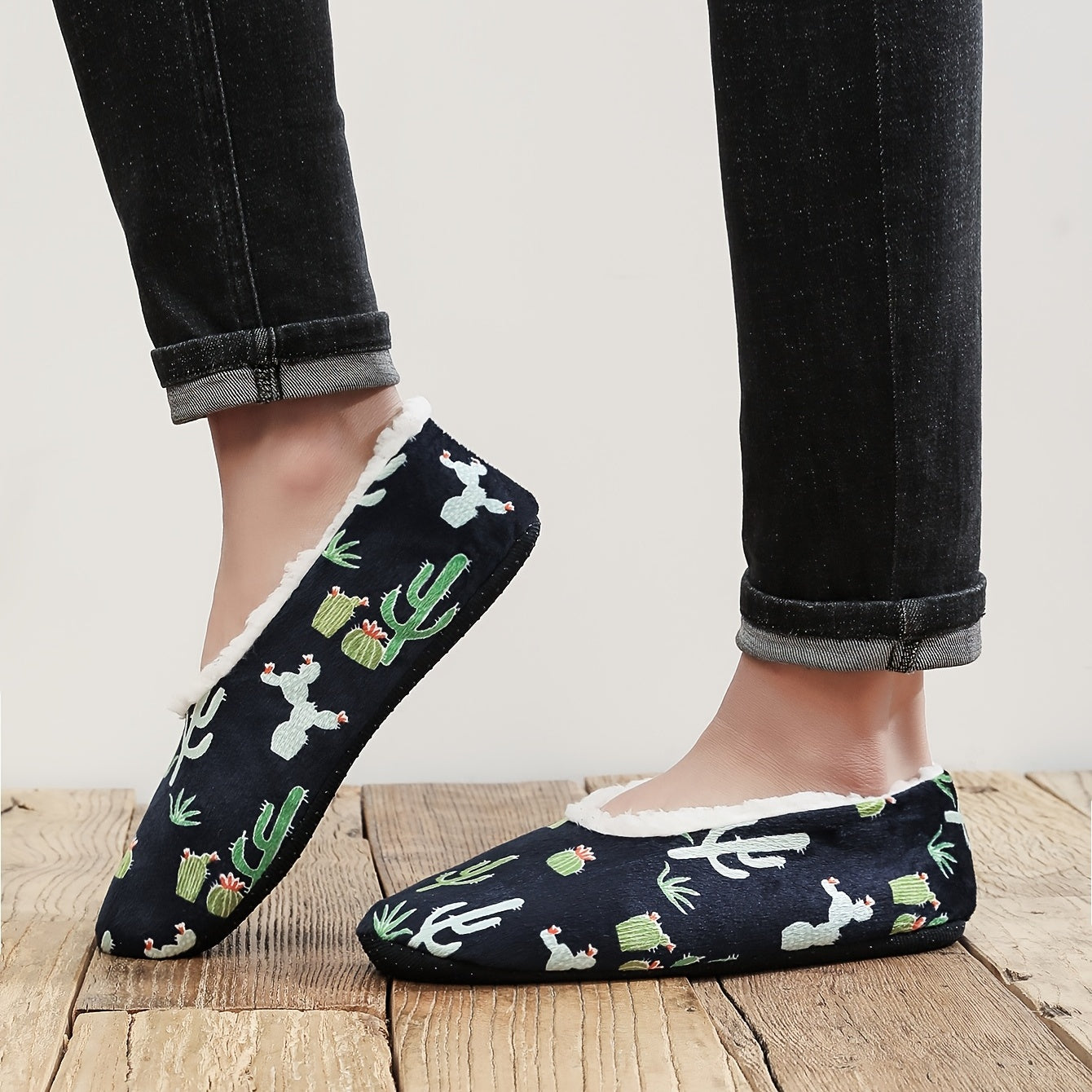 Men's Cartoon Cactus Cozy Slippers
