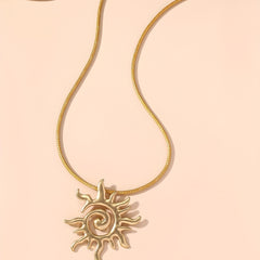 Golden Big Sun Pendant Necklace Vintage Style Neck Accessories