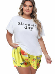  Letter & Floral Print Tee & Shorts Loungewear Set Pajama