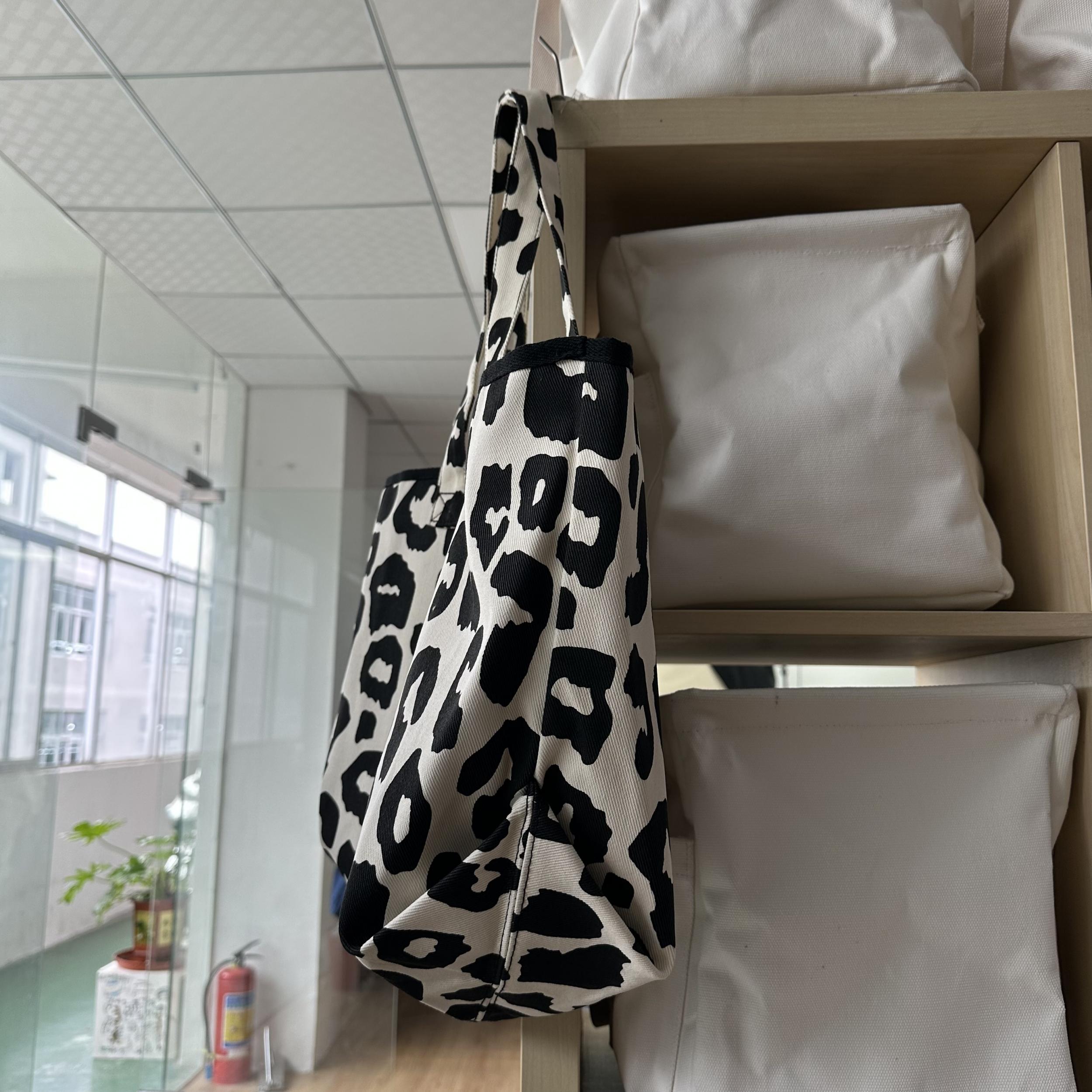 Leopard Pattern Tote Shoulder Bag Lightweight Versatile Storage Bag