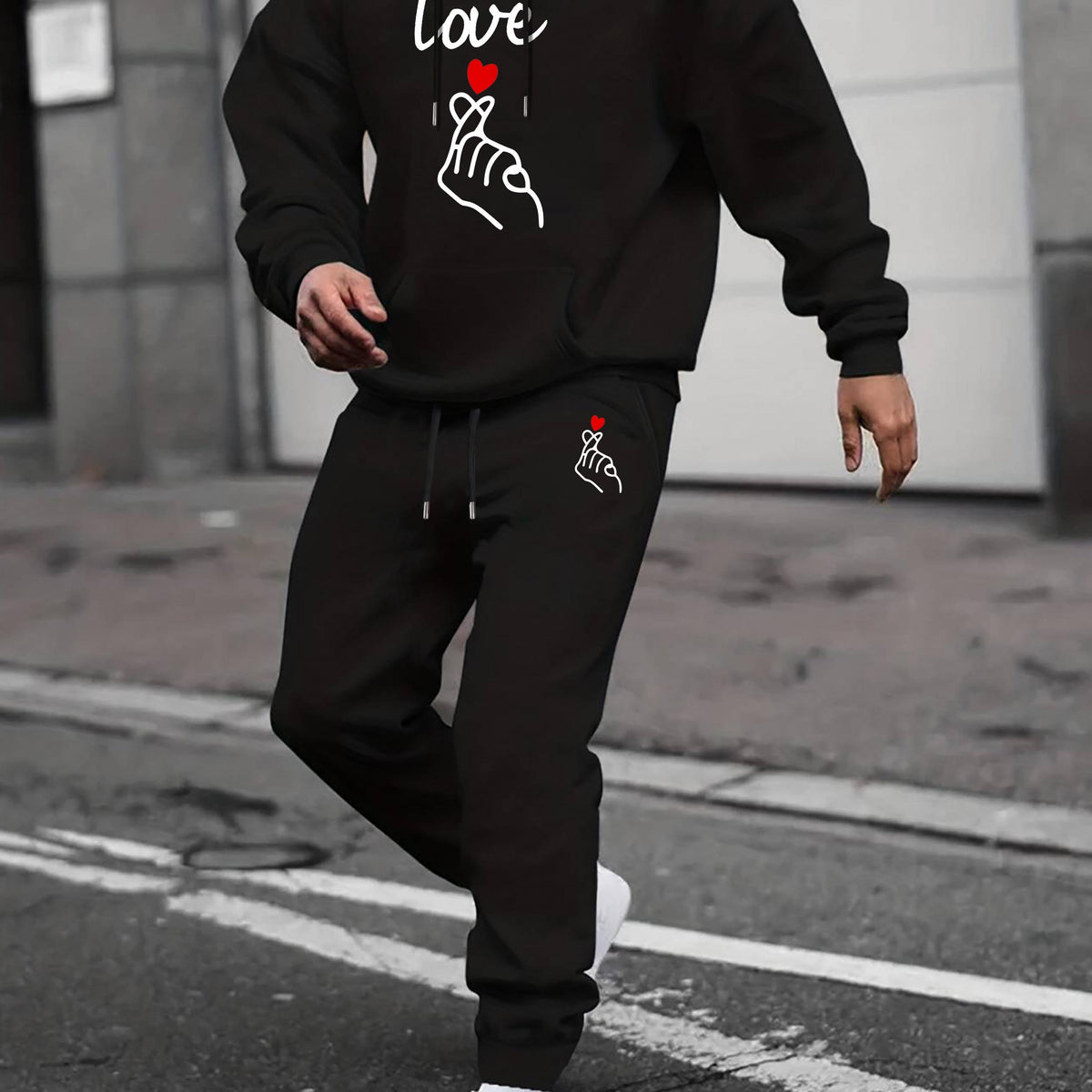 Love Hearts Print Men's 2Pcs Outfits Crew Neck Long Sleeve T Shirt Hooded Sweats
