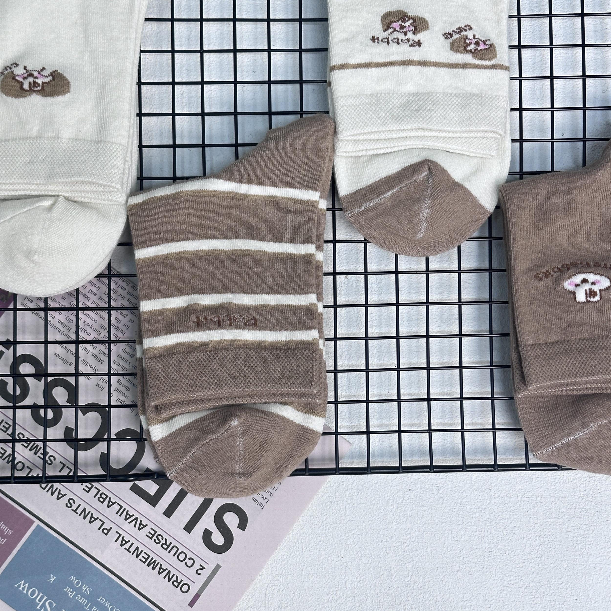 5 Pairs Cartoon Rabbit & Letter Print Socks Soft Mid Tube Women's Stockings