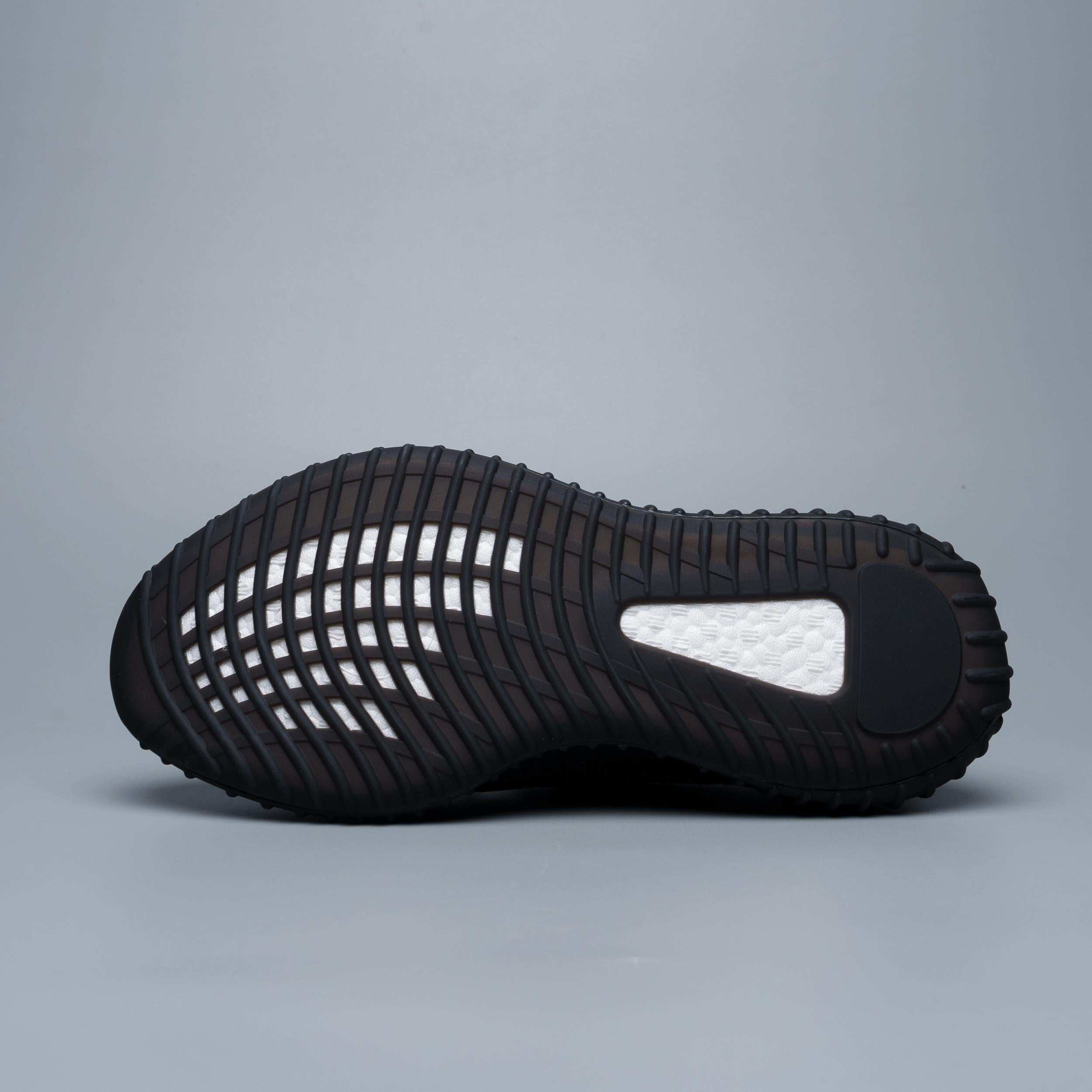 Men's Lace up Sneakers Athletic Shoes Lightweight Breathable Workout Gym