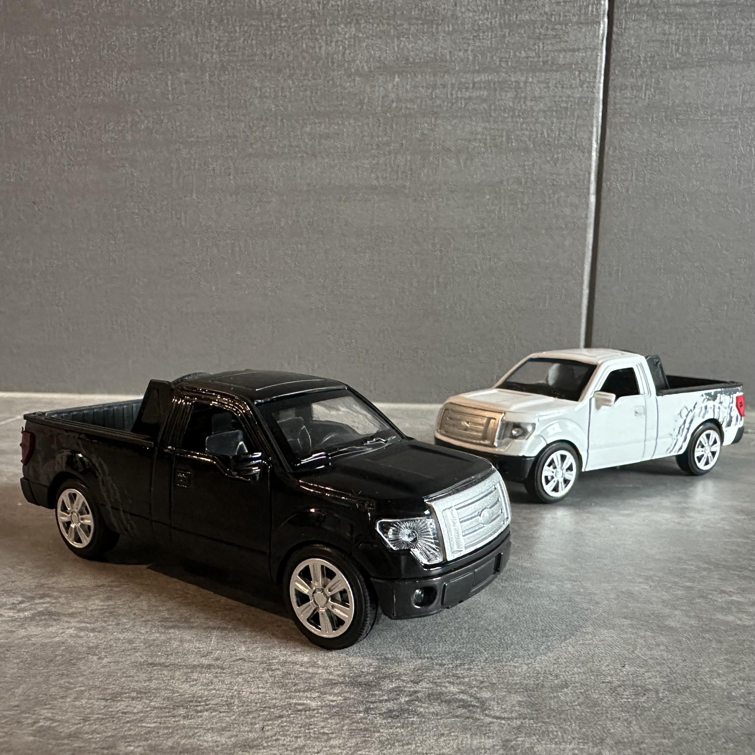32 Alloy Truck Toy Car Model, Perfect Birthday Gift for Boys