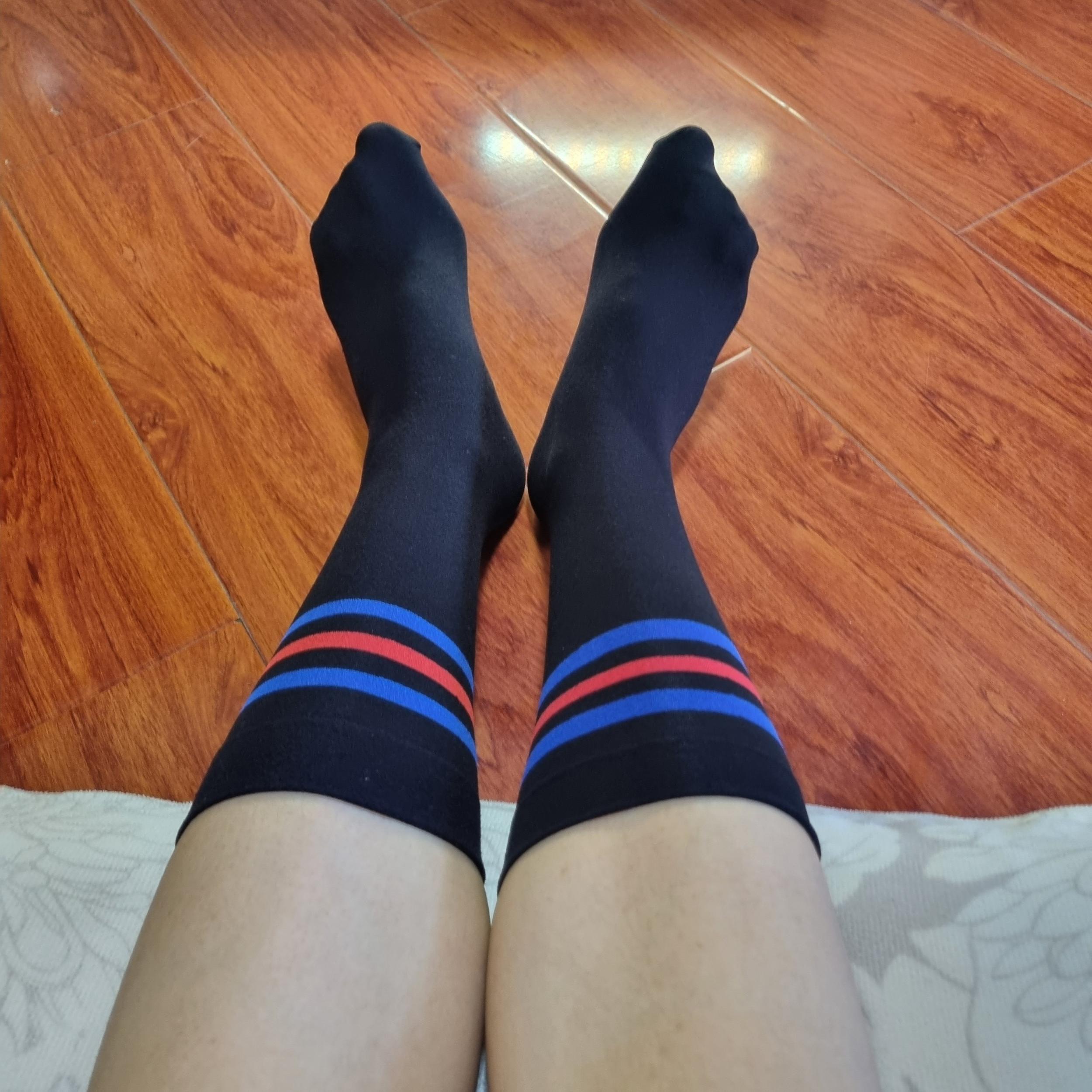 4 Pairs Striped Crew Socks Comfy & Breathable Women's Stockings