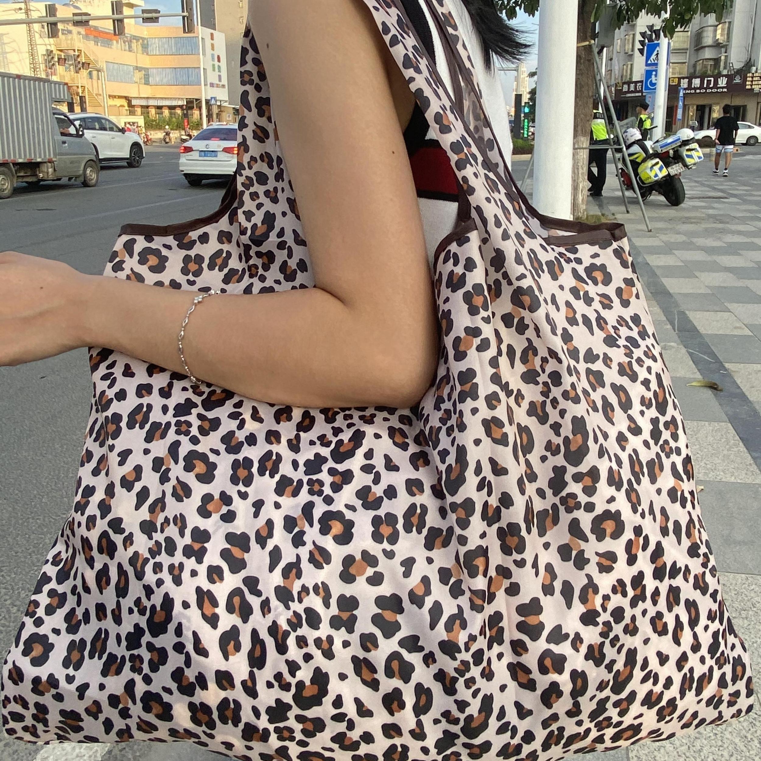 Large Capacity Print Shopper Bag Lightweight Foldable Shoulder Bag