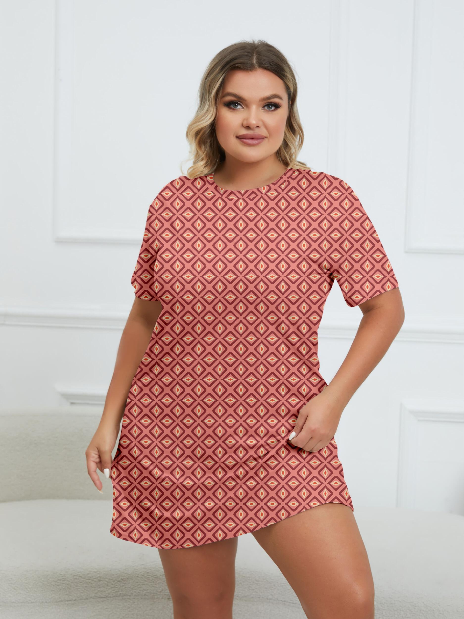  Geometric Print Round Neck Short Sleeve Tee Nightdress