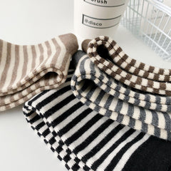 4 Pairs Striped Crew Socks for Women All Match Stockings