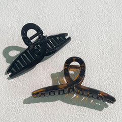 6pcs Large Hair Claw Vintage Glossy Style Solid Shark Claw Hair Accessories