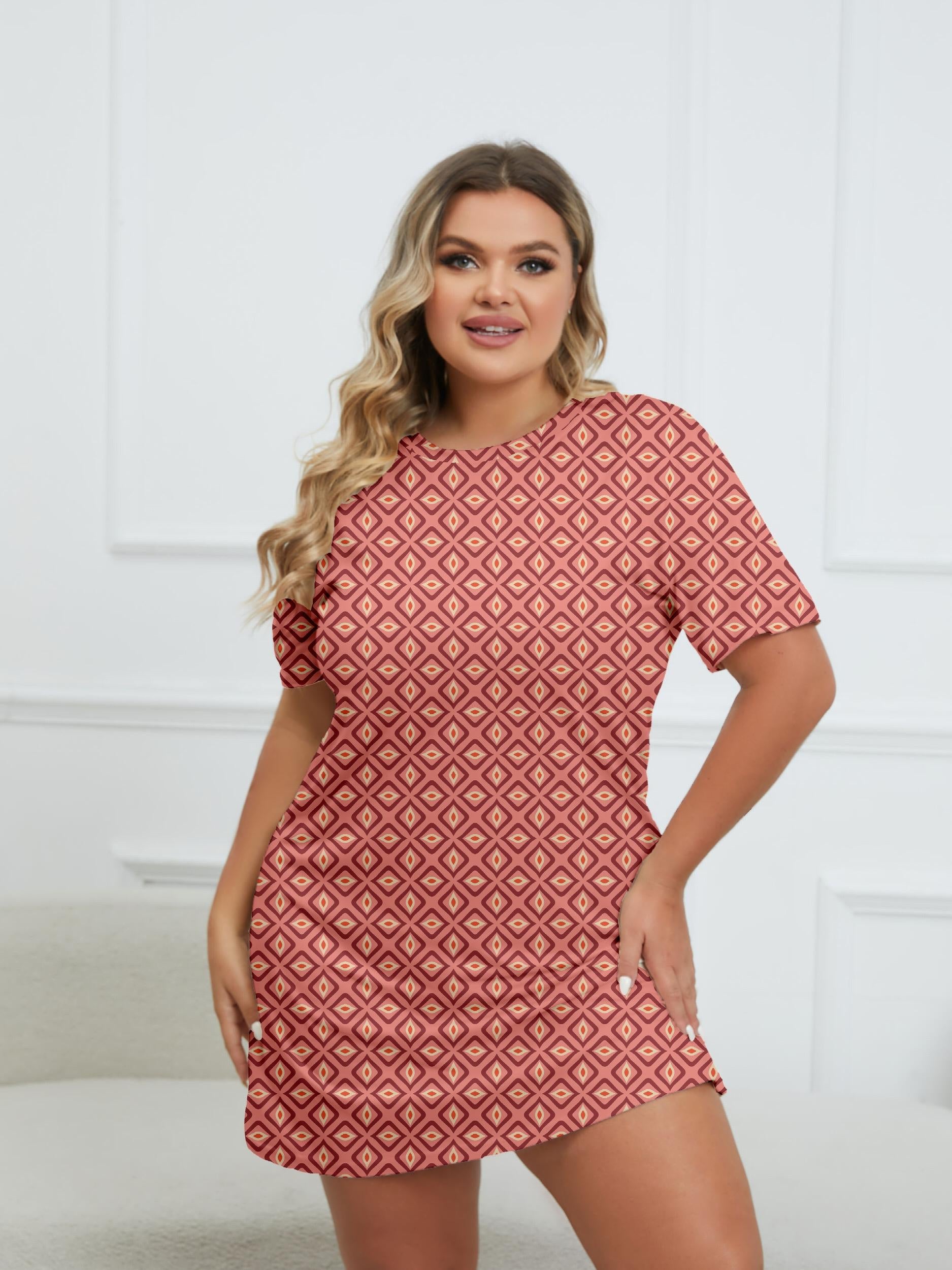  Geometric Print Round Neck Short Sleeve Tee Nightdress