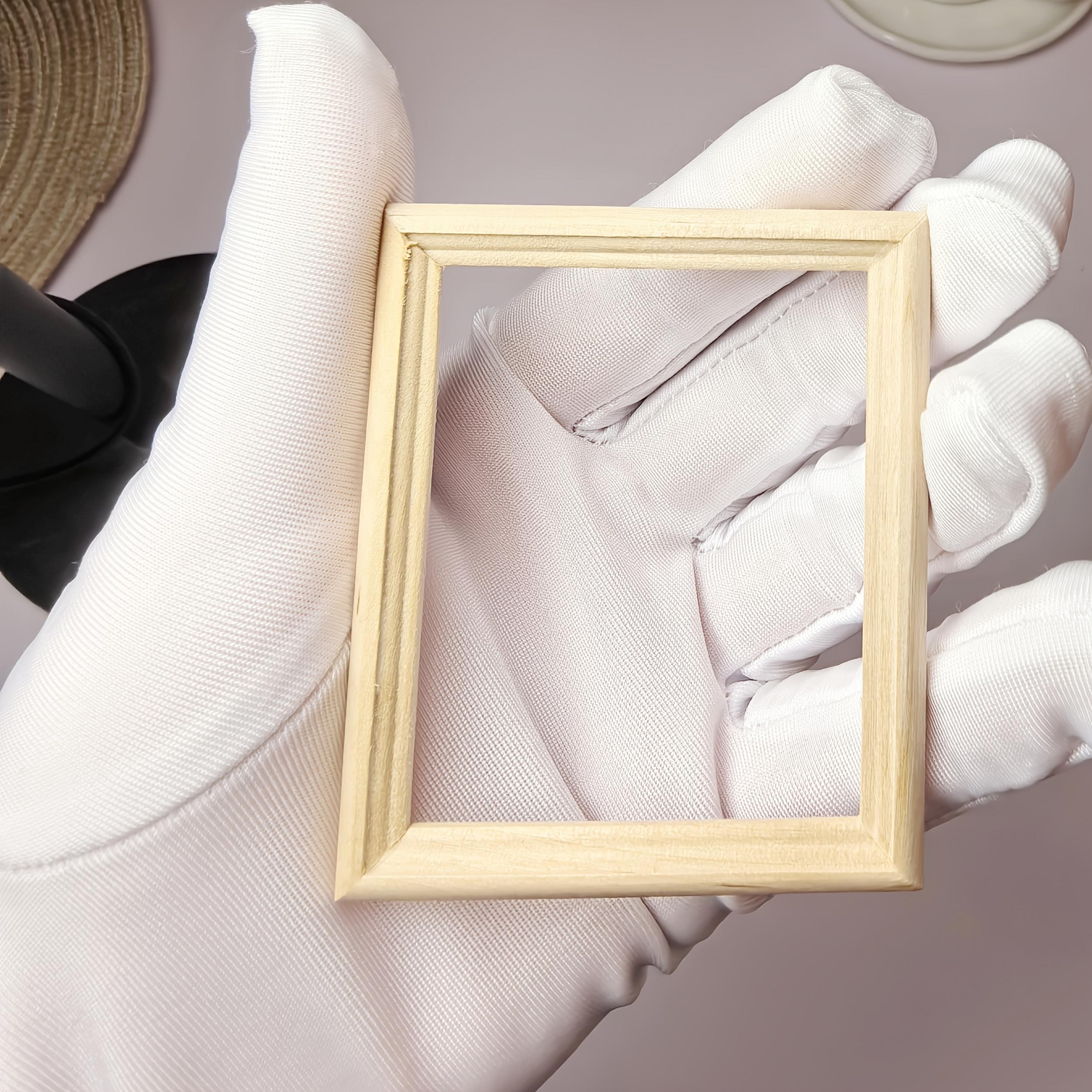 4pcs Wooden Dollhouse Photo Frames 1:12 Scale Light Yellow