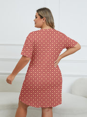  Geometric Print Round Neck Short Sleeve Tee Nightdress