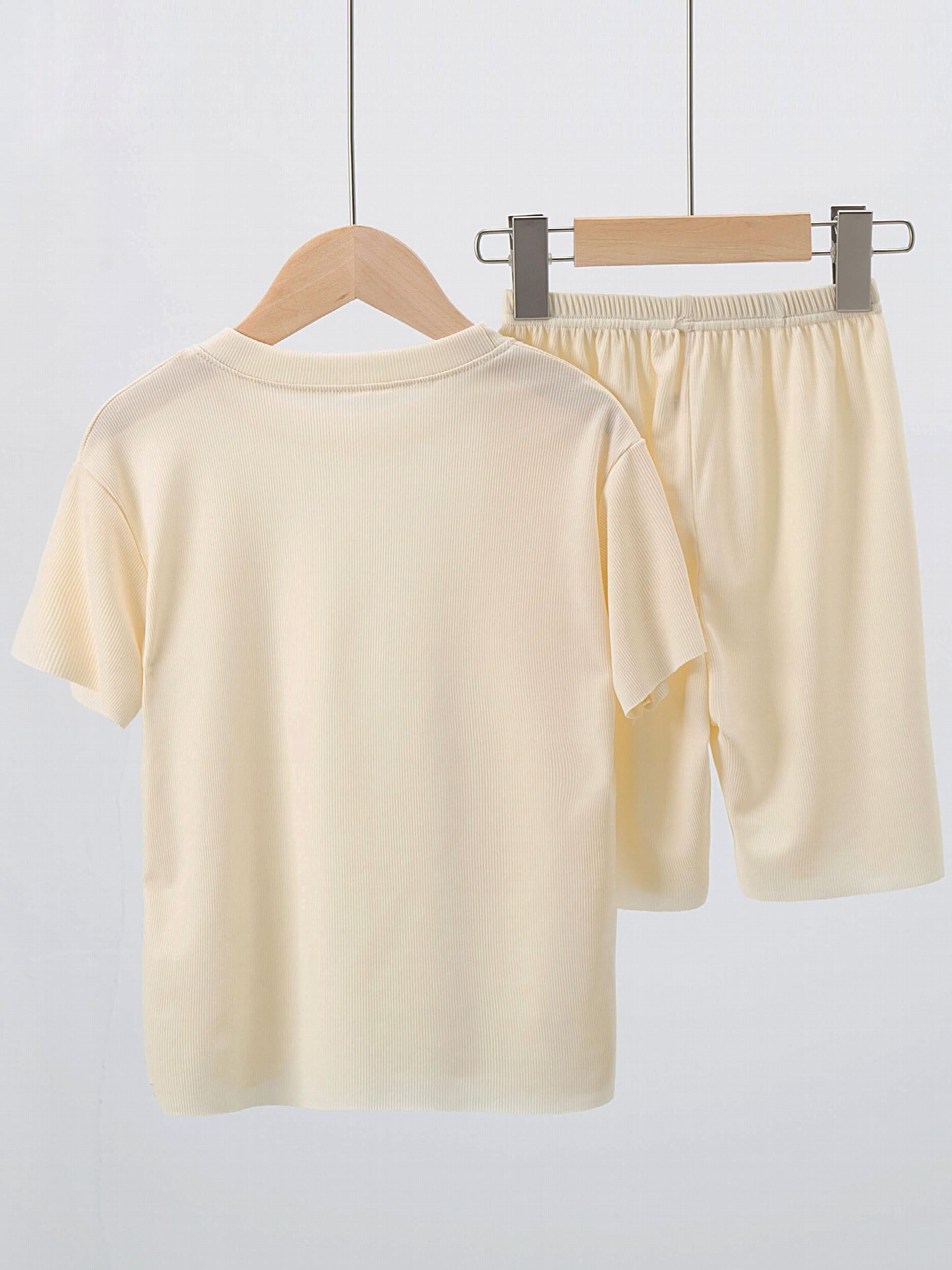 2pcs Boys Smile Face Icon Loungewear Set Kids Summer T shirt & Shorts