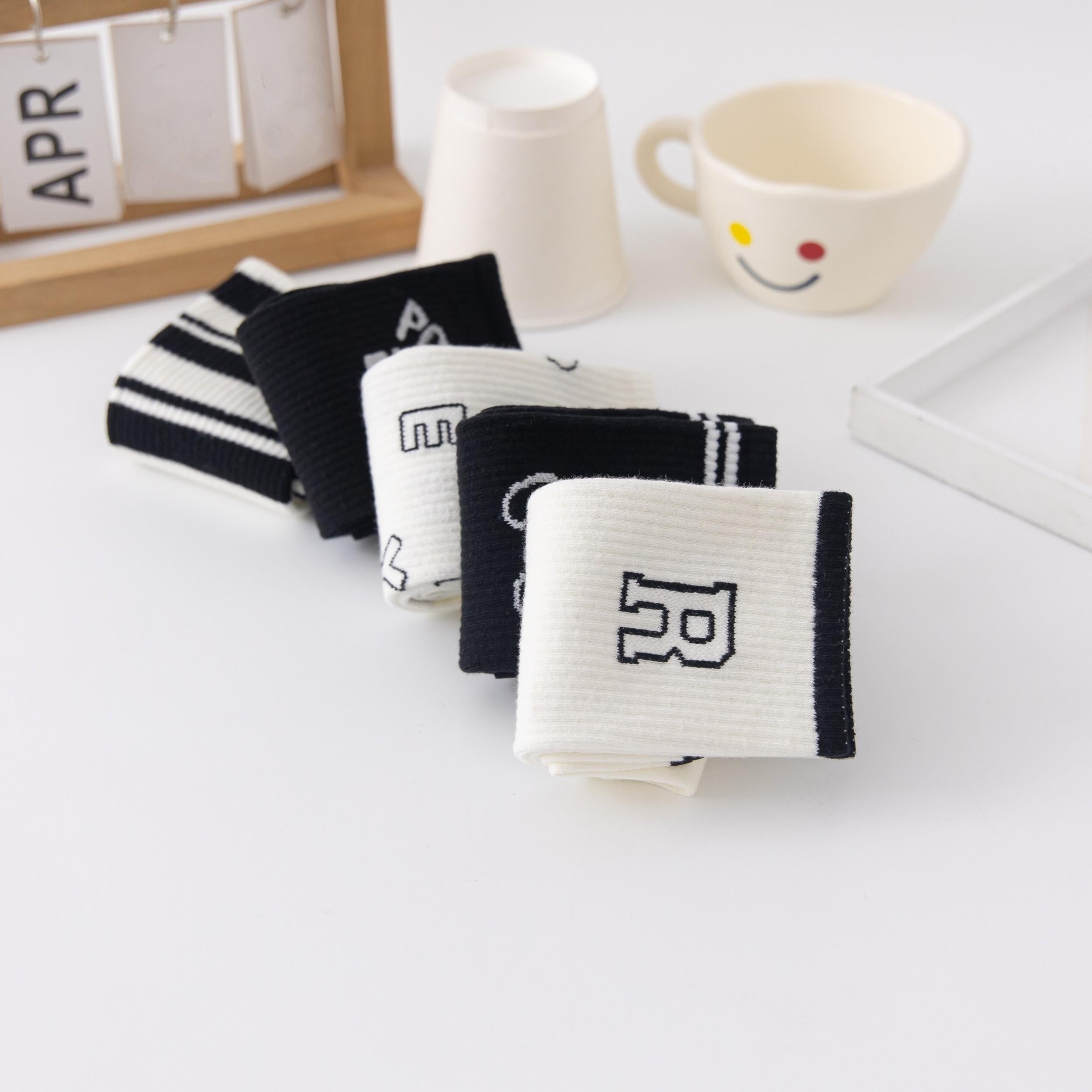 5 Pairs Letter & Stripe Print Ribbed Socks Women's Stockings