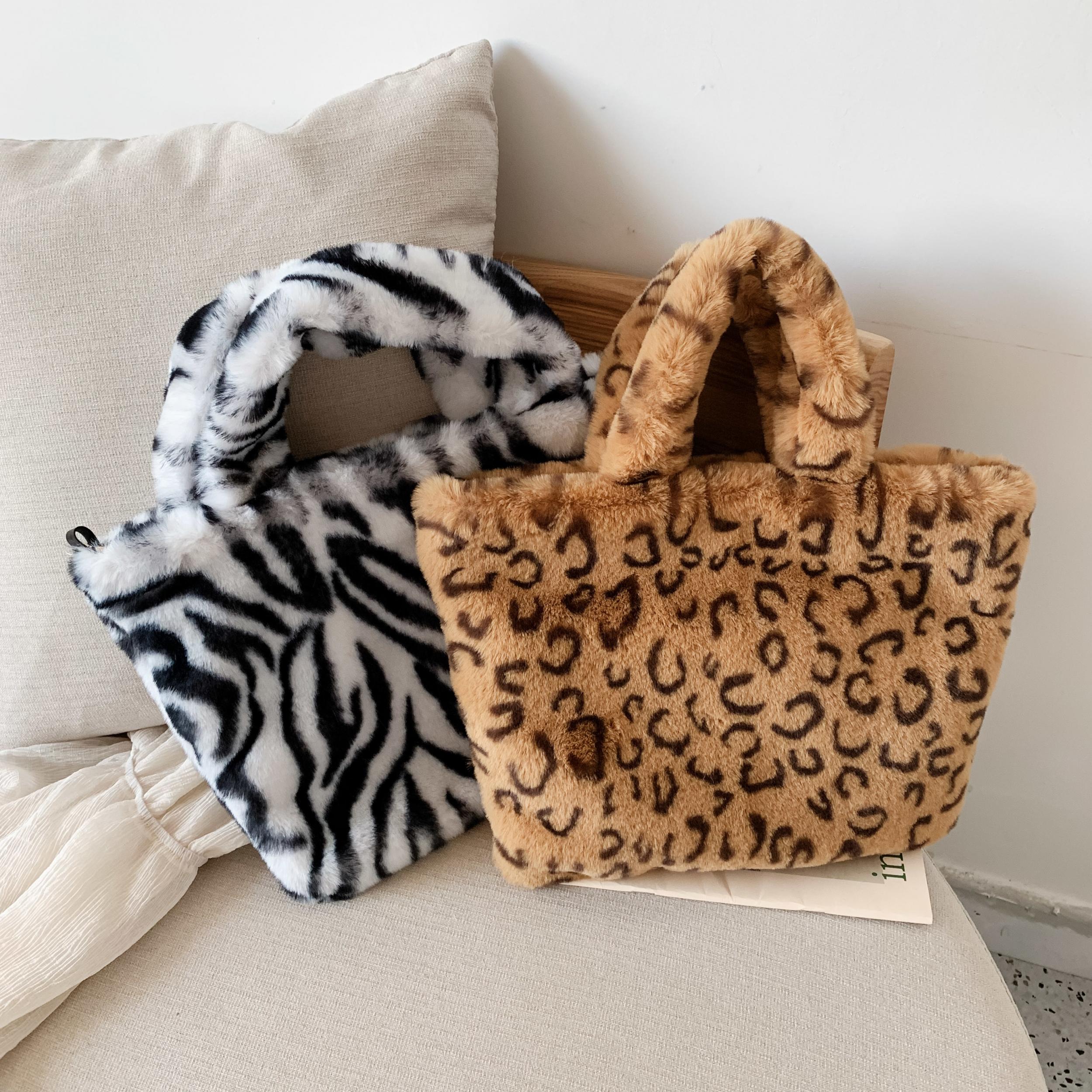 Leopard Chain Shoulder Bag Plush Winter Handbag