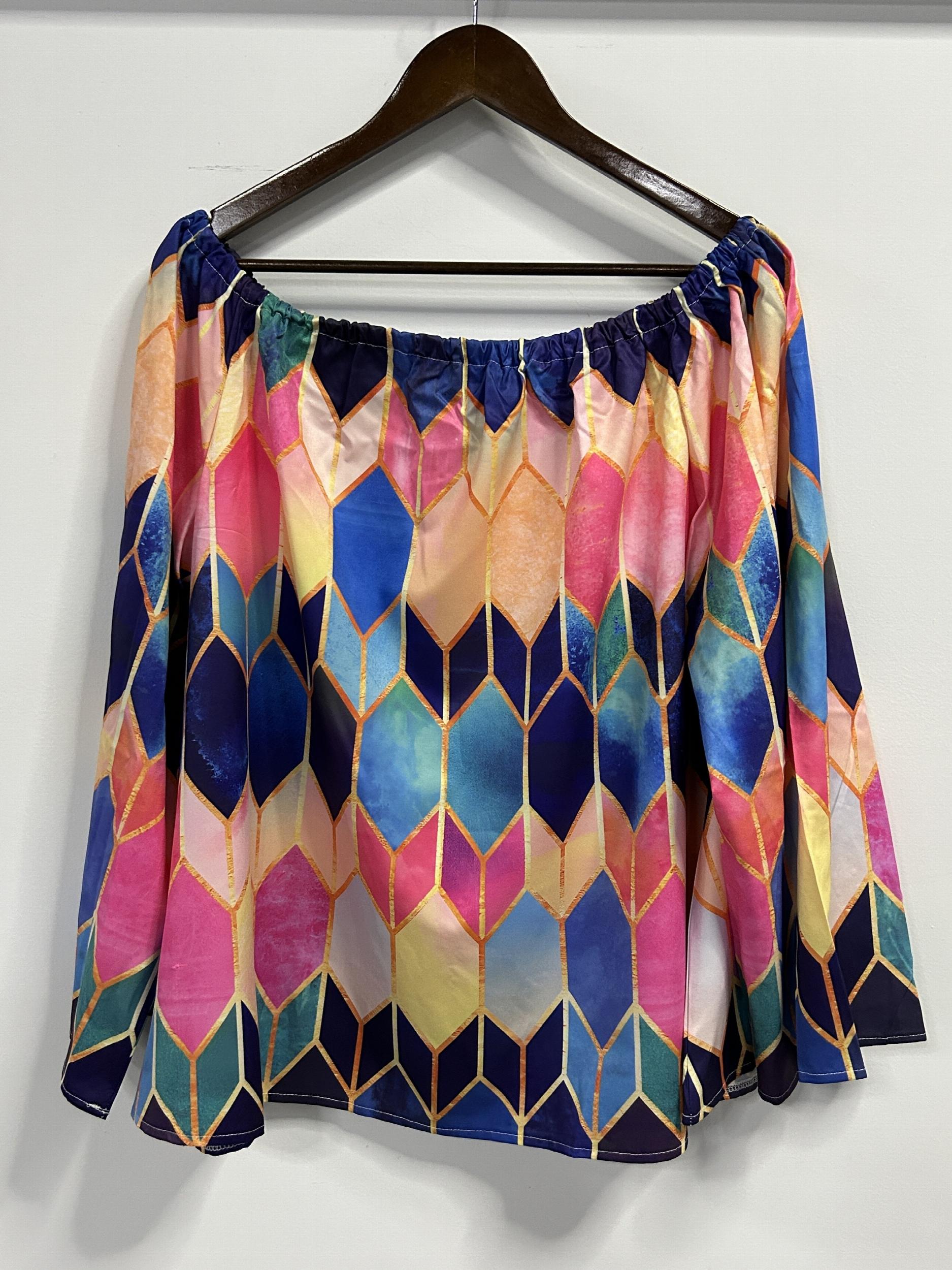  Colorblock Geometric Printed Off Shoulder Tee & Shorts Set