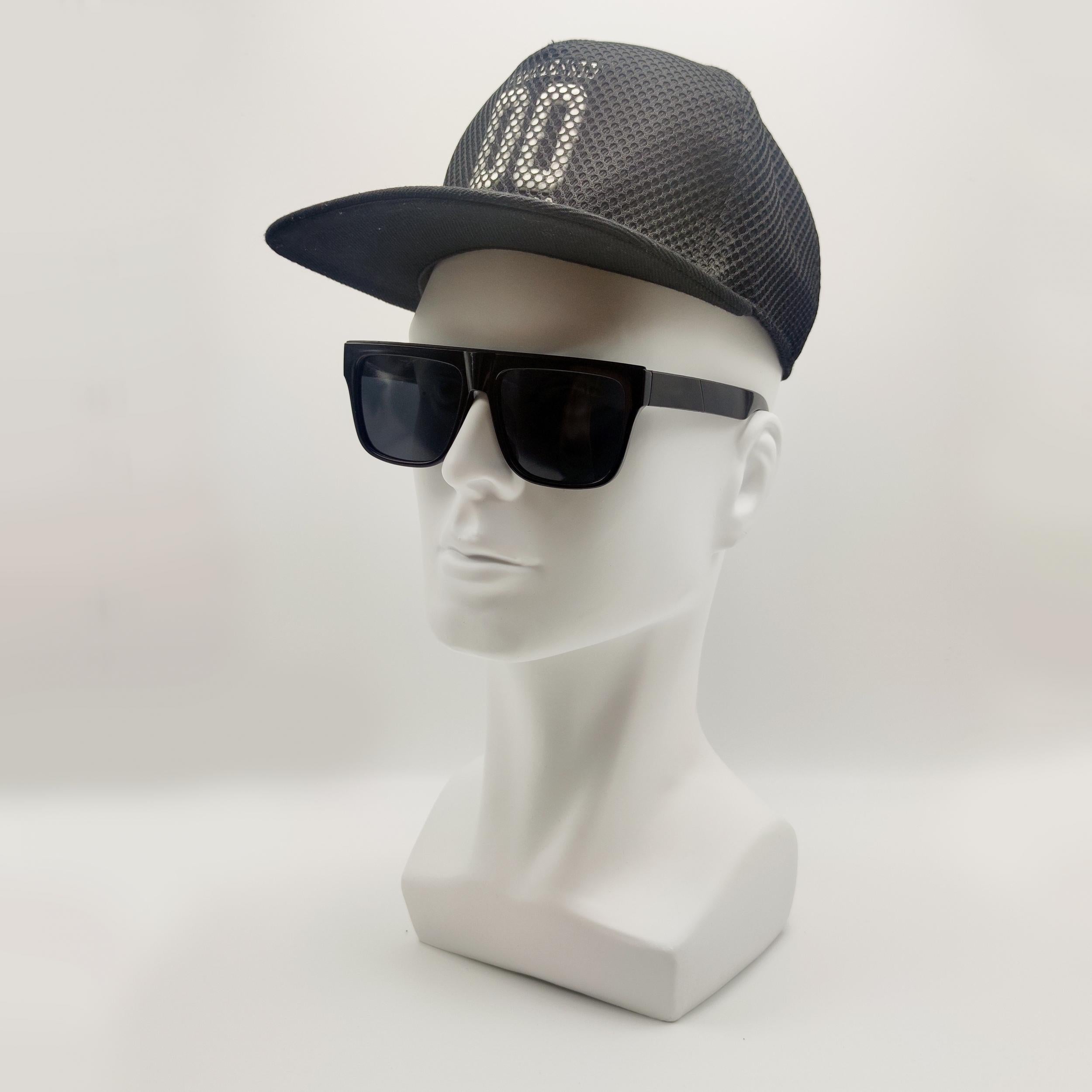 Men's Polarized Sunglasses Large Frame UV400 Eyewear with Case