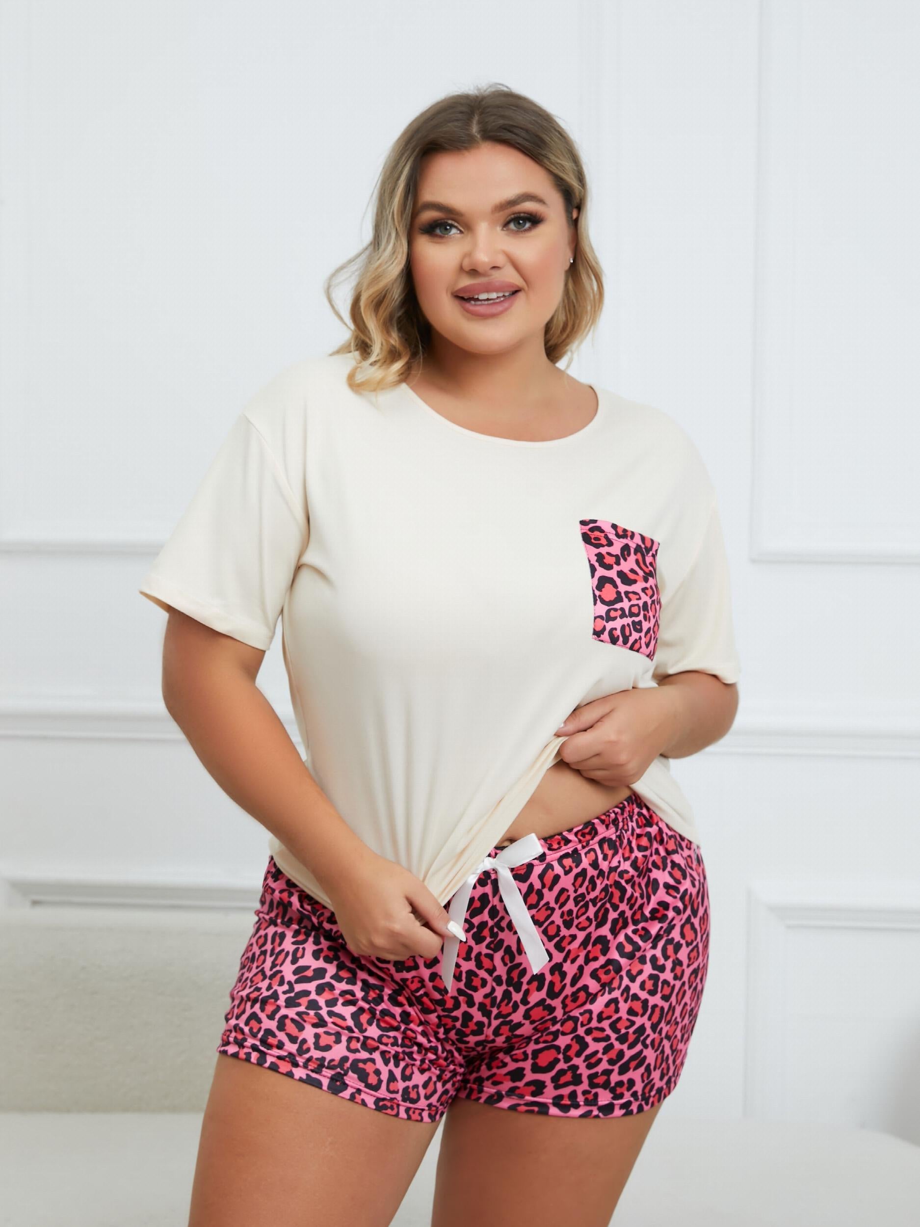  Leopard Print Tee & Bow Knot Shorts Pajama Set