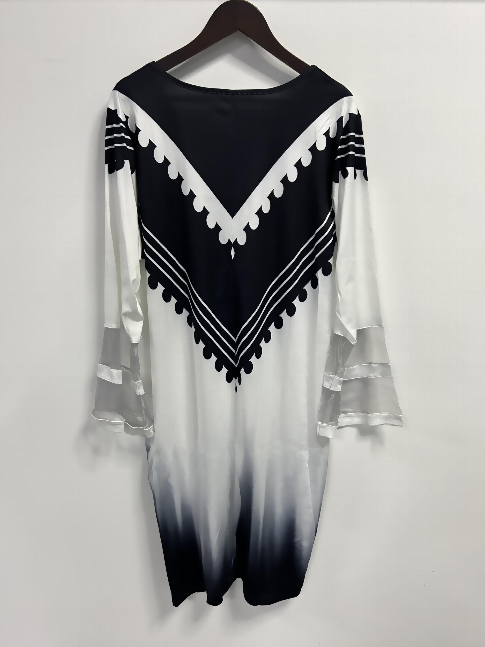  Colorblock Ombre Print Mesh Sleeve V Neck Fit Dress