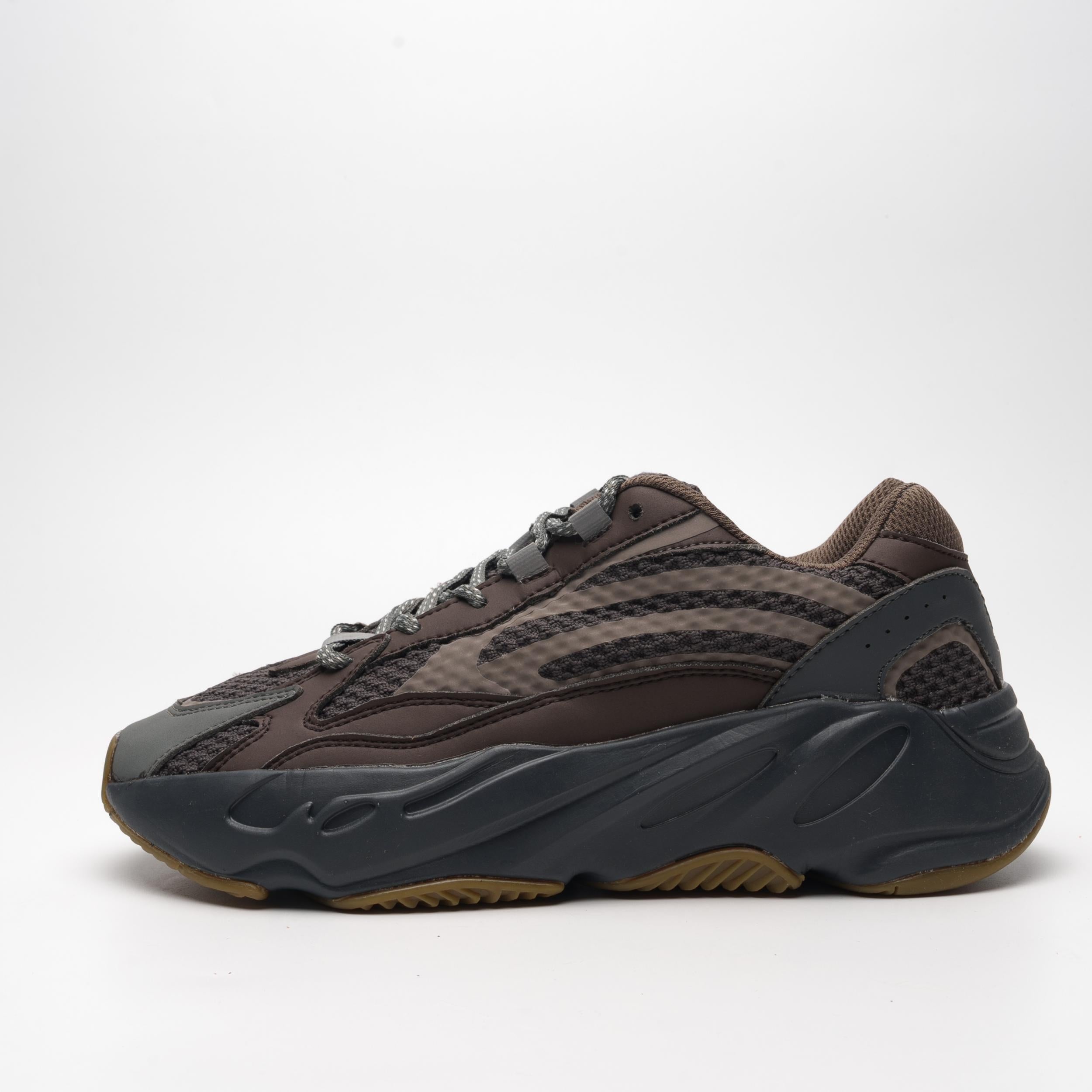 Men's Chunky Lace-Up Sneakers Breathable Outdoor Walking Shoes