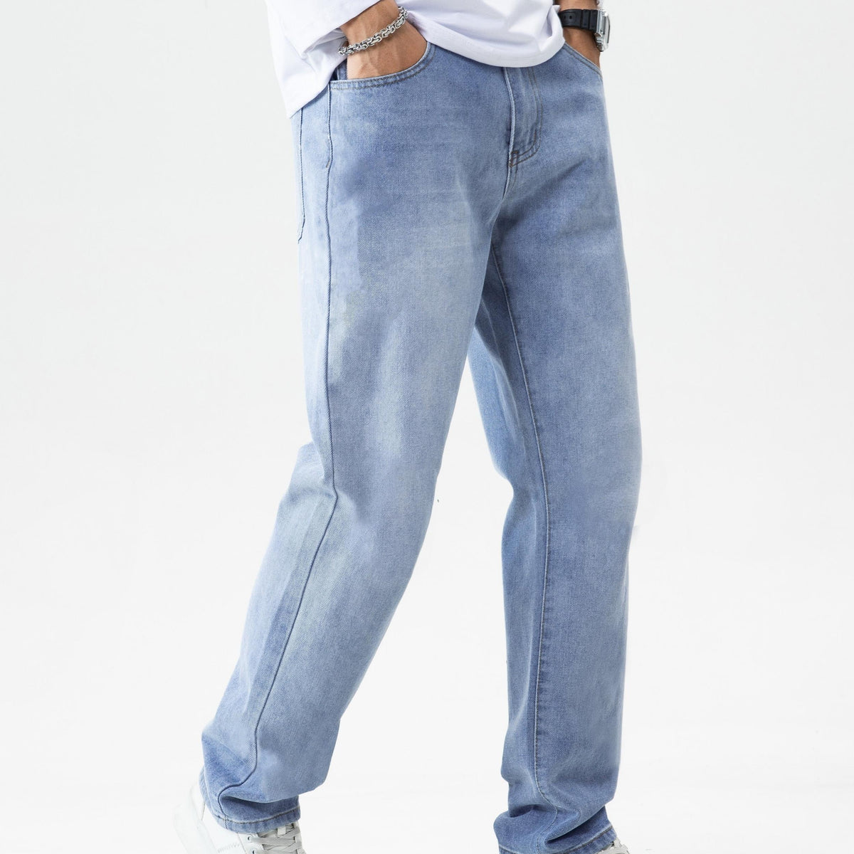 Men's Loose Fit Classic Jeans for All Seasons